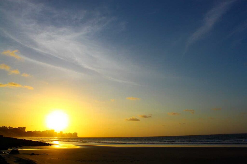 as melhores praias e o por do sol em São Luis do Maranão