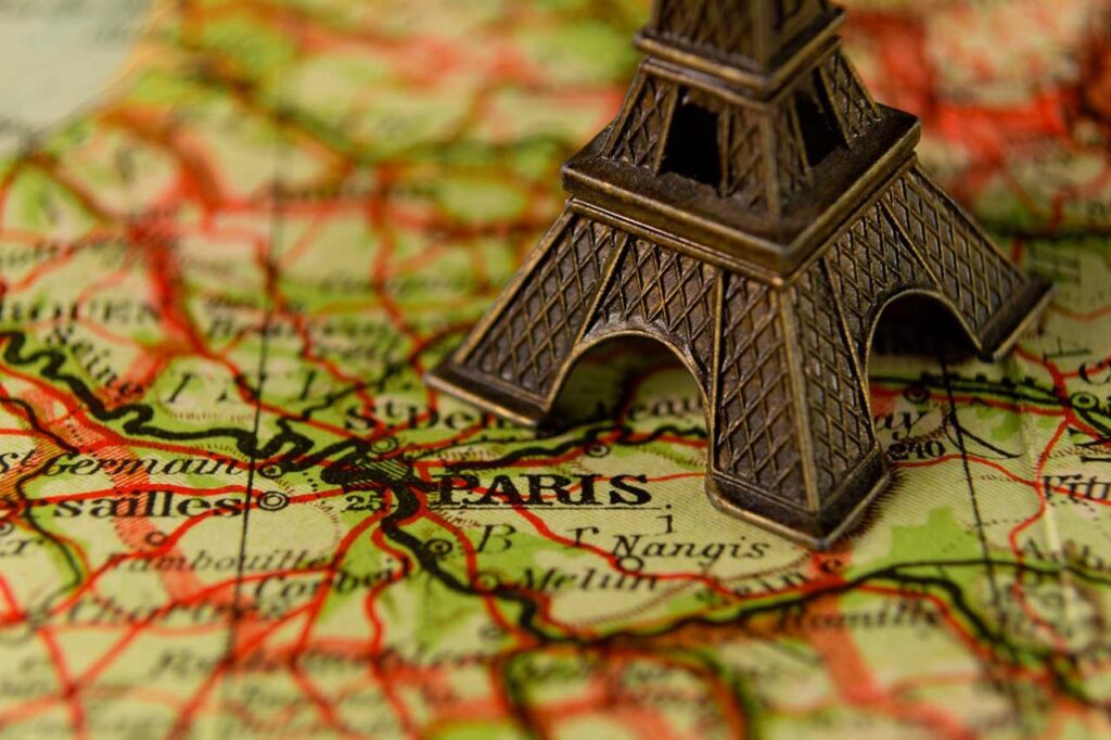 Qual a melhor época para ir a Paris, França?