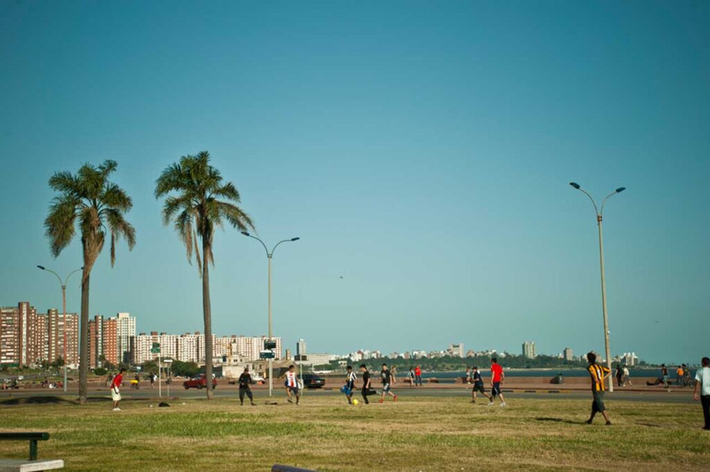 Como chegar em Montevidéu, Uruguai?