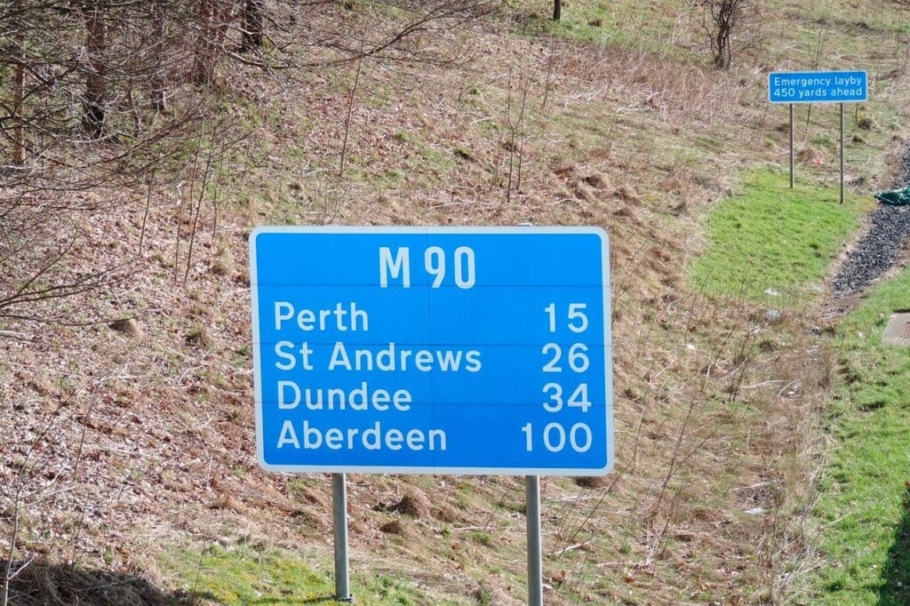 Em qual estado fica Perth?