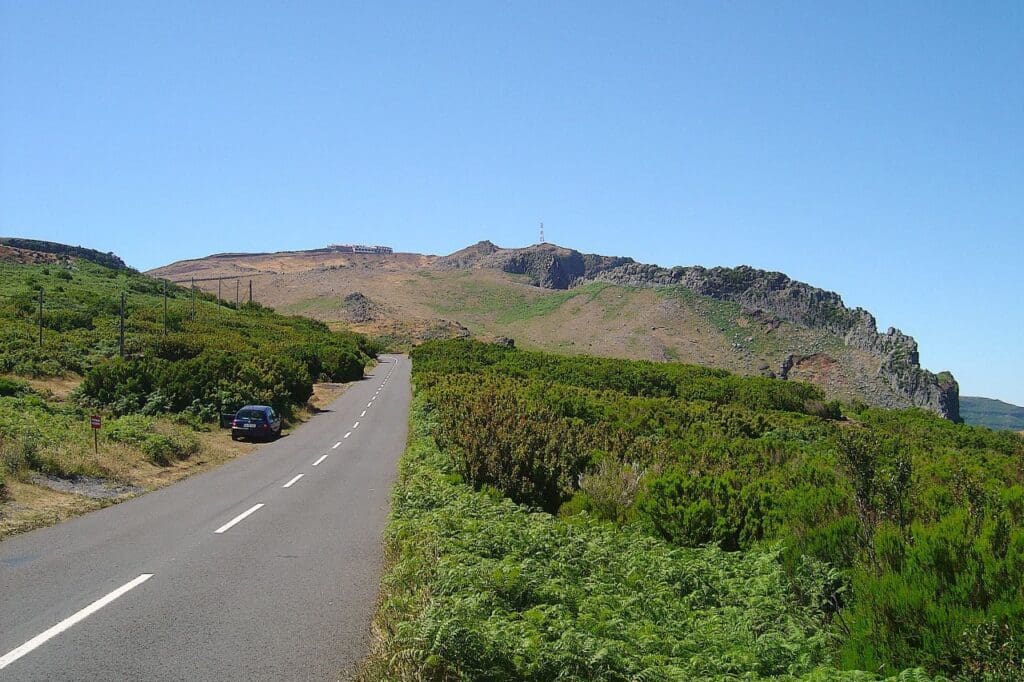 Onde se localiza a Ilha da Madeira?