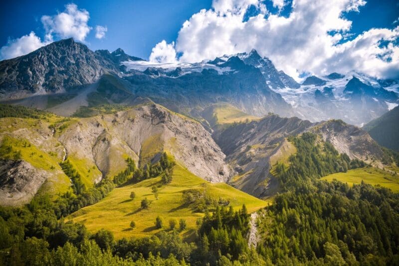 Alpes Franceses: conheça cidades e estações de esqui da região!